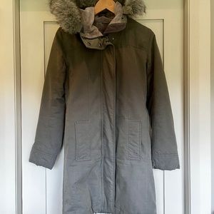 Aritzia Babaton Parka